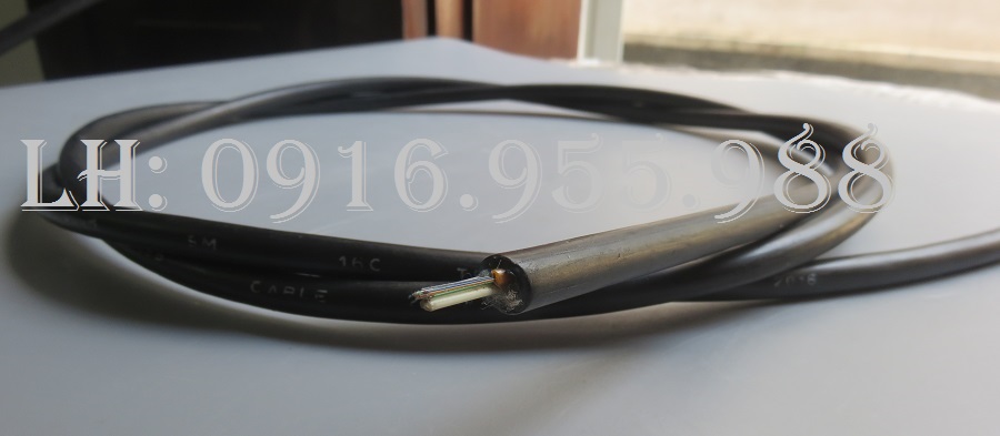 VINACAP Cáp quang luồn cống phi kim loại 8fo